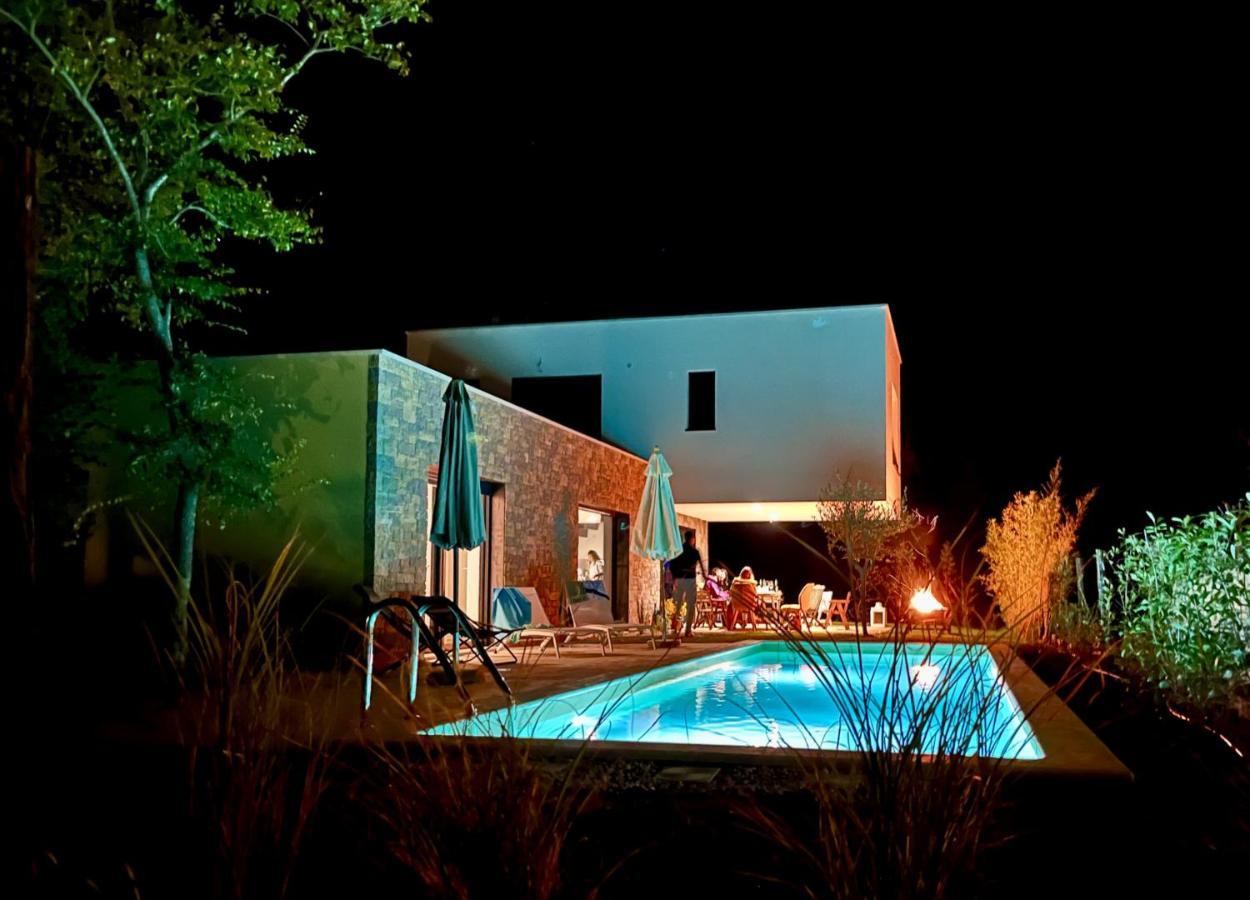 Villa Zen - With Pool & Close To The Sea Tar-Vabriga Kültér fotó